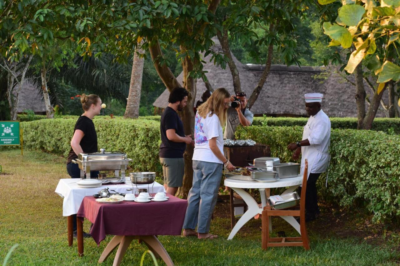 Kibale Guest Cottages Fort Portal Exteriör bild